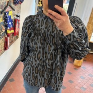 chemise manches longues leopard coloré